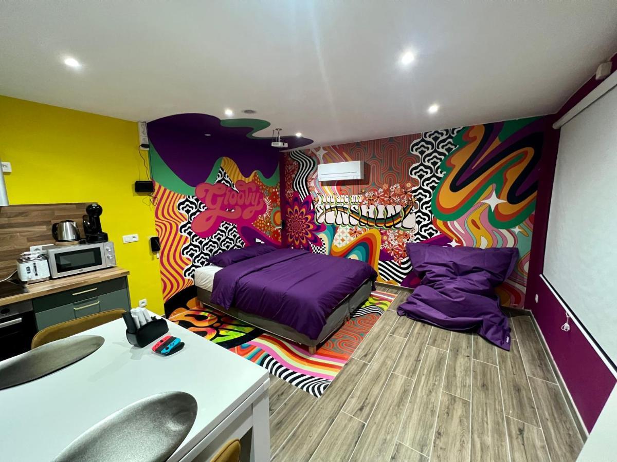 Capsule Groovy-Jacuzzi-Sauna-Billard-Netflix- Nintendo Switch & Jeux Монс Экстерьер фото